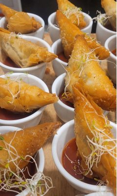 Samosas with dipping sauce